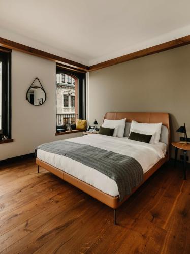 DO & CO Hotel München Image