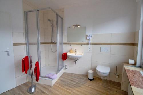 Ванна кімната в Hotel Garni Eckschänke