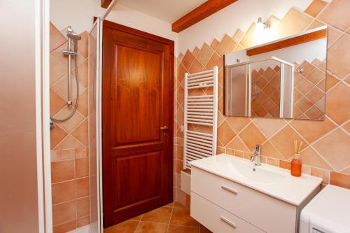 Phòng tắm tại Appartamento Sole Mare Citai