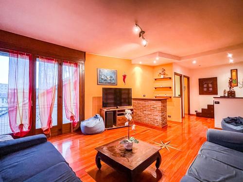 Posedenie v ubytovaní MYHOUSE INN RACCONIGI - Affitti Brevi Italia