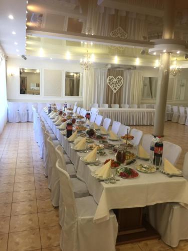 Restaurace v ubytování Готель "У Свата" Гришківці Бердичівський р-н