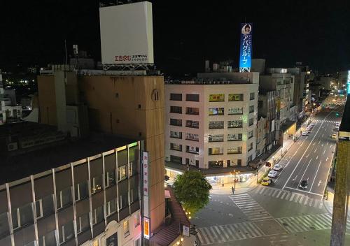 the b Kanazawa Katamachi