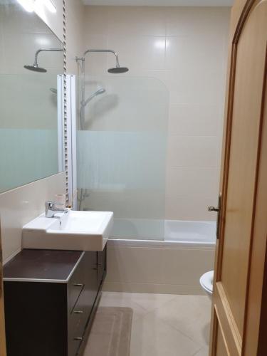 Oura Beach T1 apartment Coral , close to the Strip, Swimming Pool, Wi Fi, A/C