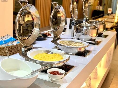 Jídlo v hotelu nebo okolí