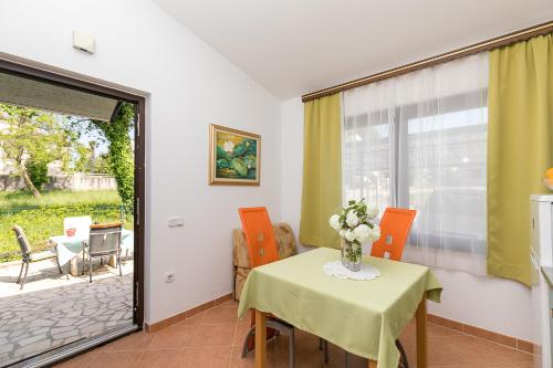 フンタナにあるApartments Marijaのギャラリーの写真