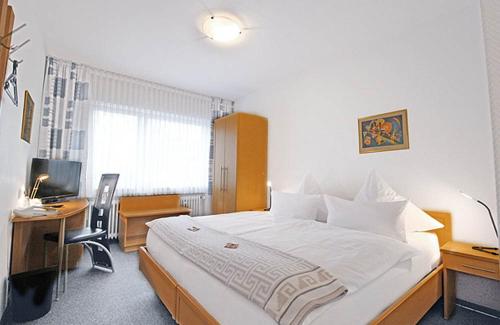 Φωτογραφία από το άλμπουμ του Hotel Lindenkrug σε Gütersloh