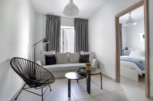Supreme B2 Apartment in Syntagma