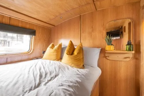 Edinburgh - Houseboats photo 31