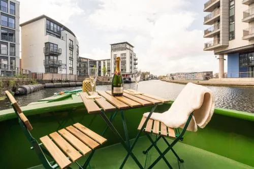 Edinburgh - Houseboats photo 36