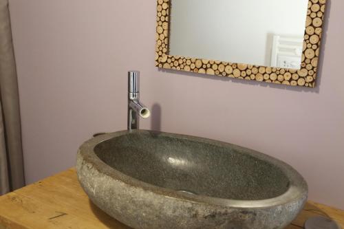 Les Châtelliers-ChâteaumurにあるLe Logis Du Prieureのギャラリーの写真