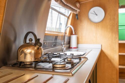 Edinburgh - Houseboats photo 99