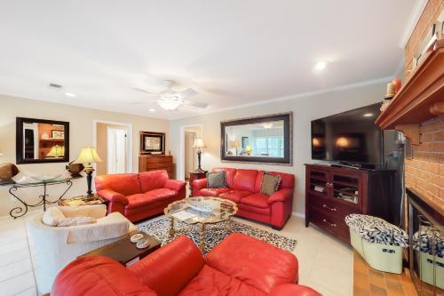 Crestwood Getaway – Photos 2