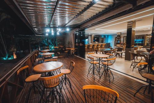 Εστιατόριο ή άλλο μέρος για φαγητό στο Hotel Rouxinol