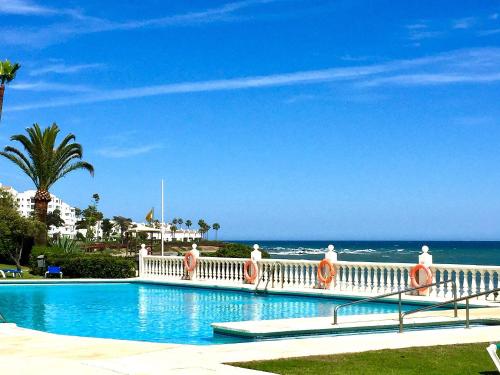 ABSOLUTE BEACHFRONT at LUBINA DEL SOL - Riviera del Sol Mijas ...