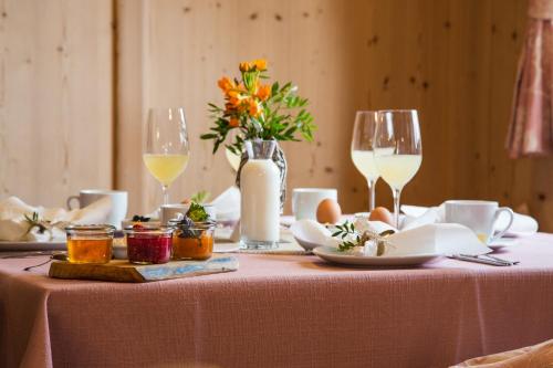 Nápoje v ubytování Haidgerberhof - apartments & homemade food