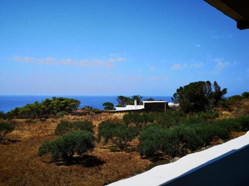 Gallery image of Dammusi di pietra Stella in Pantelleria