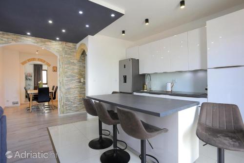 Apartments Bagaric