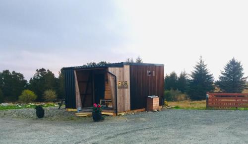Gallery image of Macaulay Farm Cabin in Stornoway