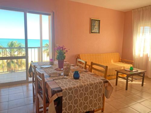 Apartamento Papa Luna Primera Línea 3000