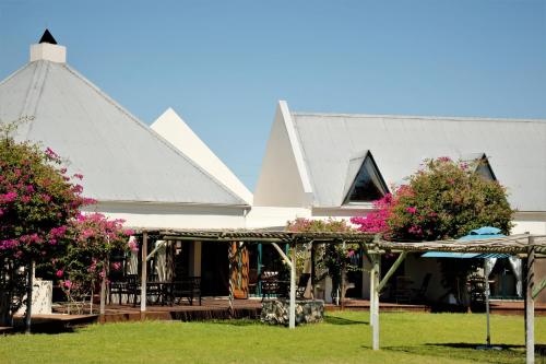 Κήπος έξω από το Tortoise Trail Lodge