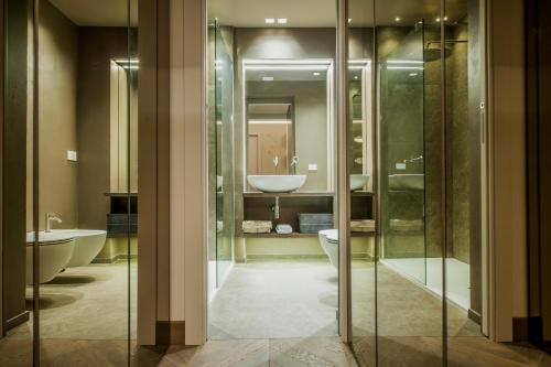 A bathroom at Ferrini Home - Etnea Portrait