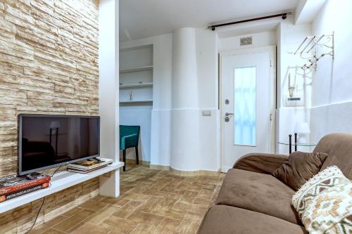 Lovely Apartment Ground Floor Colosseo Wi-Fi AC