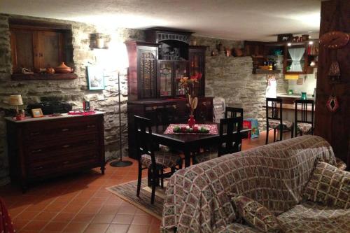 Posedenie v ubytovaní Chalet a La salle Affittasi grazioso e ampio monolocale CIR n 0095