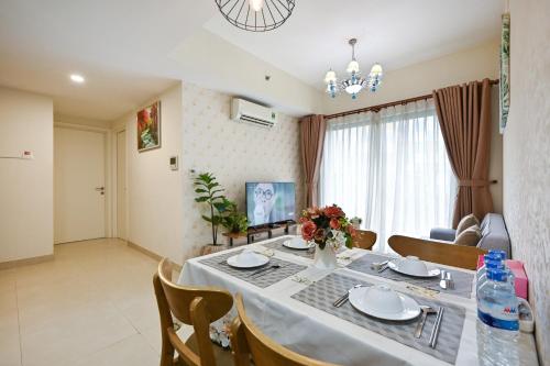 High Class 2 Bedrooms Masteri Thao Dien Apartment, Fully Furnished With Full Amenities, Ho Și Min, Vietnam