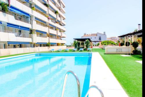 Appartement Suitur frente a la playa puerto banús (Spanje ...