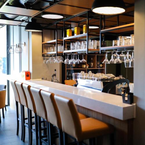 Ο χώρος του lounge ή του μπαρ στο Boutique Hotel Kanyon