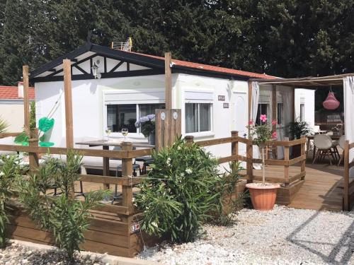 Κήπος έξω από το Malaga Monte Parc