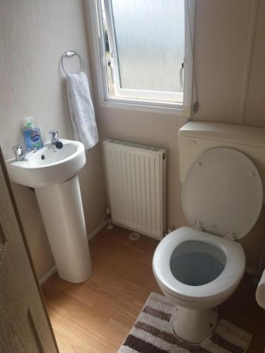 Gallery image of Beautiful 3-Bedrooms Static Caravan Holiday Home in Clacton-on-Sea