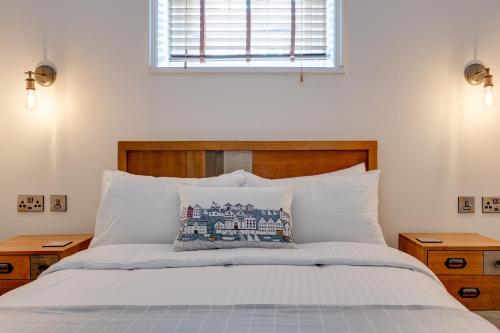 Postel nebo postele na pokoji v ubytování Palace Hill Hotel