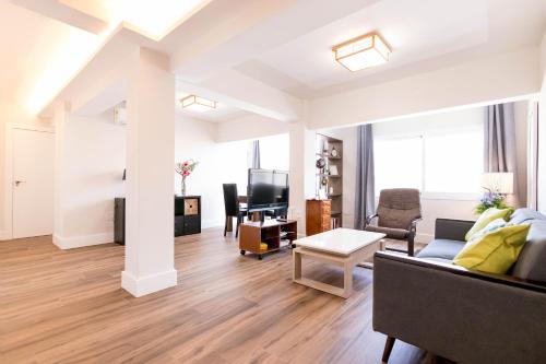 BHost - Suite La Merced