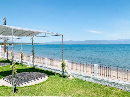 Seaside Bungalows Petalidi