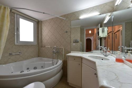 Kúpeľňa v ubytovaní nefeli apartment