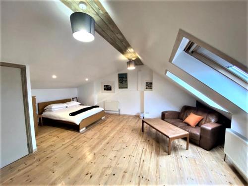 Gallery image of Beautiful Apartment With Terrace Near Kentish Town in London