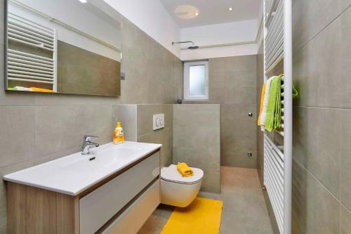 Kúpeľňa v ubytovaní Apartment Banjole 2
