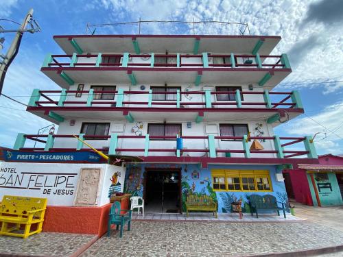 Bangunan di mana terletaknya hotel