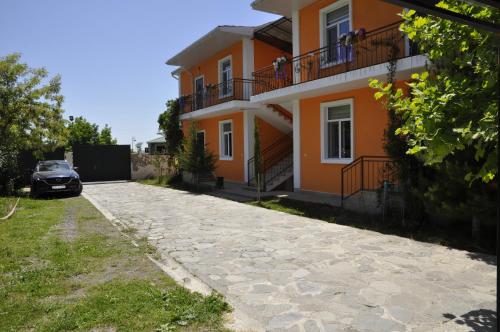 Budova, kde se apartmán nachází