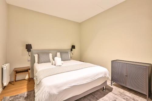 119 - Urban Spacious Apartment Sebastopol