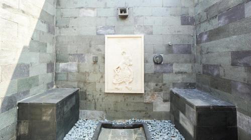 Ένα μπάνιο στο Shanaya Resort Malang