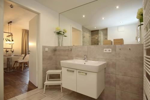 Kylpyhuone majoituspaikassa Residenz von Flotow Wohnung 04