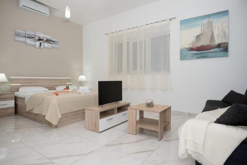 Luxury Apartments Golden Dreams