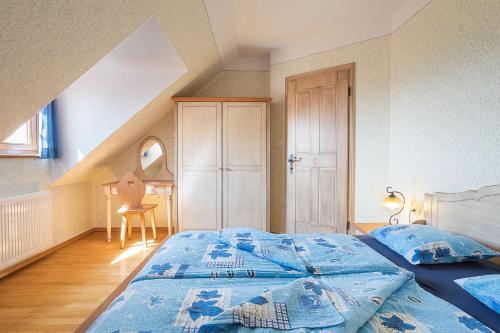 Ένα ή περισσότερα κρεβάτια σε δωμάτιο στο Apartments Tourist farm Matijovc