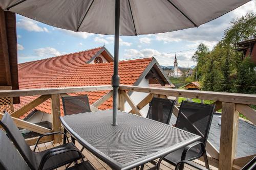 Μπαλκόνι ή βεράντα στο Apartments Tourist farm Matijovc