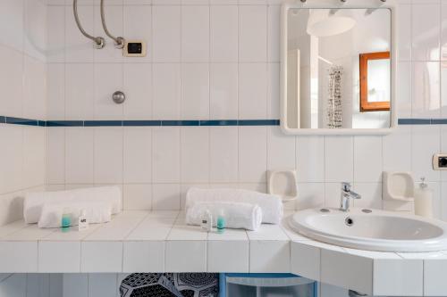 Ванная комната в Casa Lu Maccu - Sea View Apartment