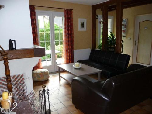 Area tempat duduk di Gîte Mont-prés-Chambord, 4 pièces, 7 personnes - FR-1-491-43