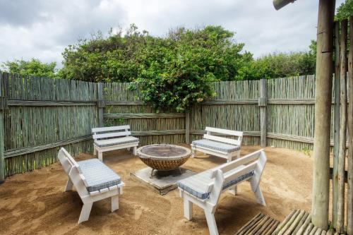 Un patio o zona al aire libre en Baleia Azul 11