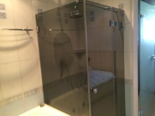 Ванна кімната в Apartament Plaża z 2 sypialniami i salonem - 150 m od morza